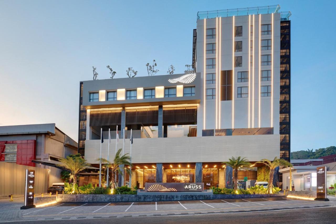 Hotel Aruss Semarang Exteriér fotografie